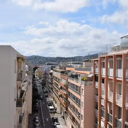 Juan Les Pins 2 Min Des Plages De Sable Apartman *